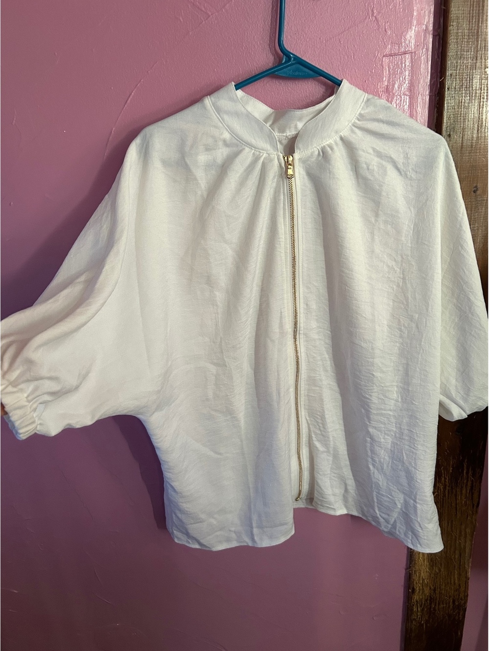 White Lightweight Zip-Up shirt with 3/4 Puff Sleeves and ZG
